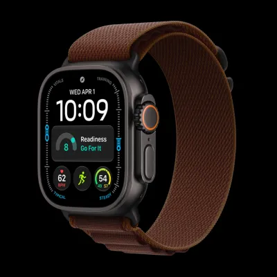 Apple Watch Ultra 4 in Black Titanium